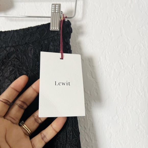 LEWIT Lace Midi Skirt - Picture 6 of 10